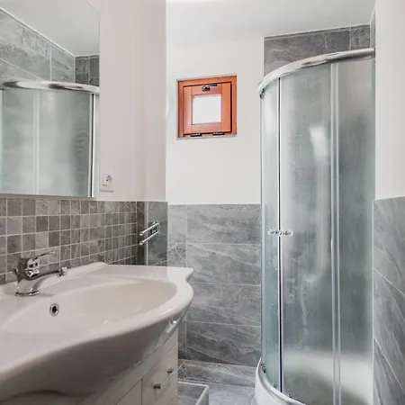 Modern Duplex With Balcony By Wonderful Italy Catania
