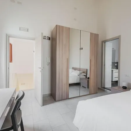 Modern Duplex With Balcony By Wonderful Italy Katania