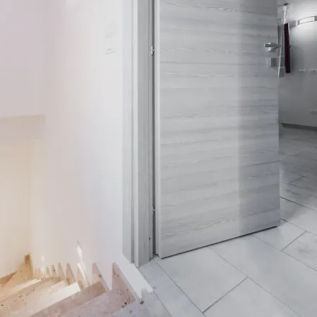 Modern Duplex With Balcony By Wonderful Italy 公寓 卡塔尼亚
